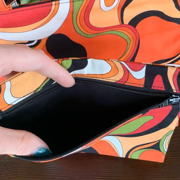 Mini Patterned Handbag - Picture 11 of 13